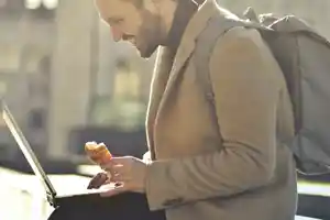 Top Remote Job Industries: Exploring Opportunities Outside the Traditional Office